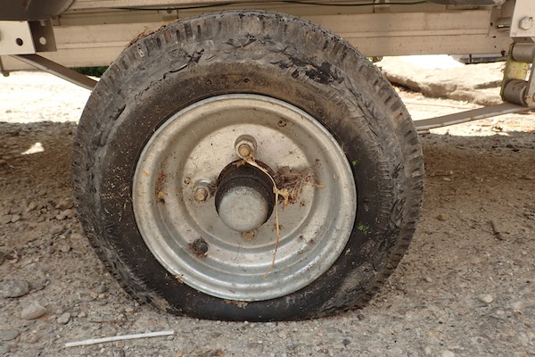 flay tire