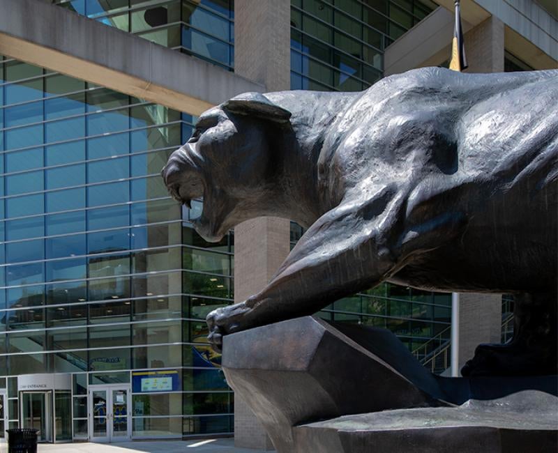 a Panther statue outside the Pete